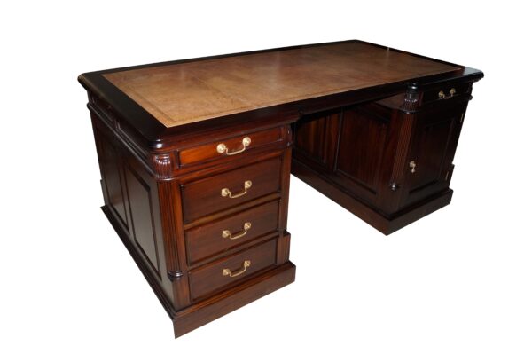Klassiek Engels bureau Country Desk 170
